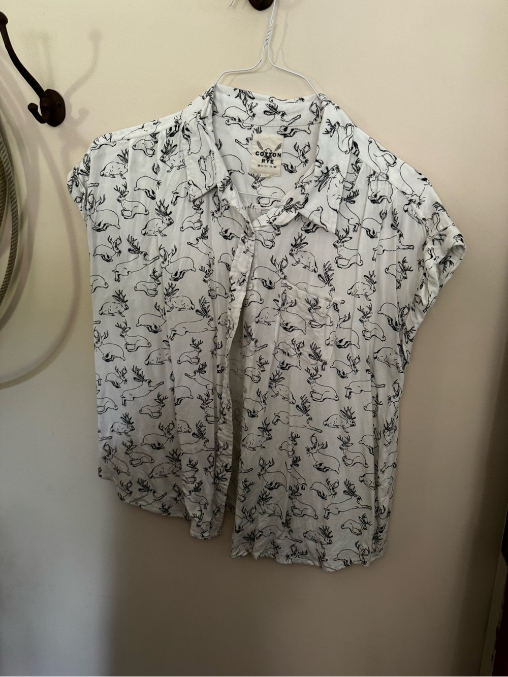 Cotton On Relaxed White Short-Sleeve Button Blouse with Black Animal Sketch